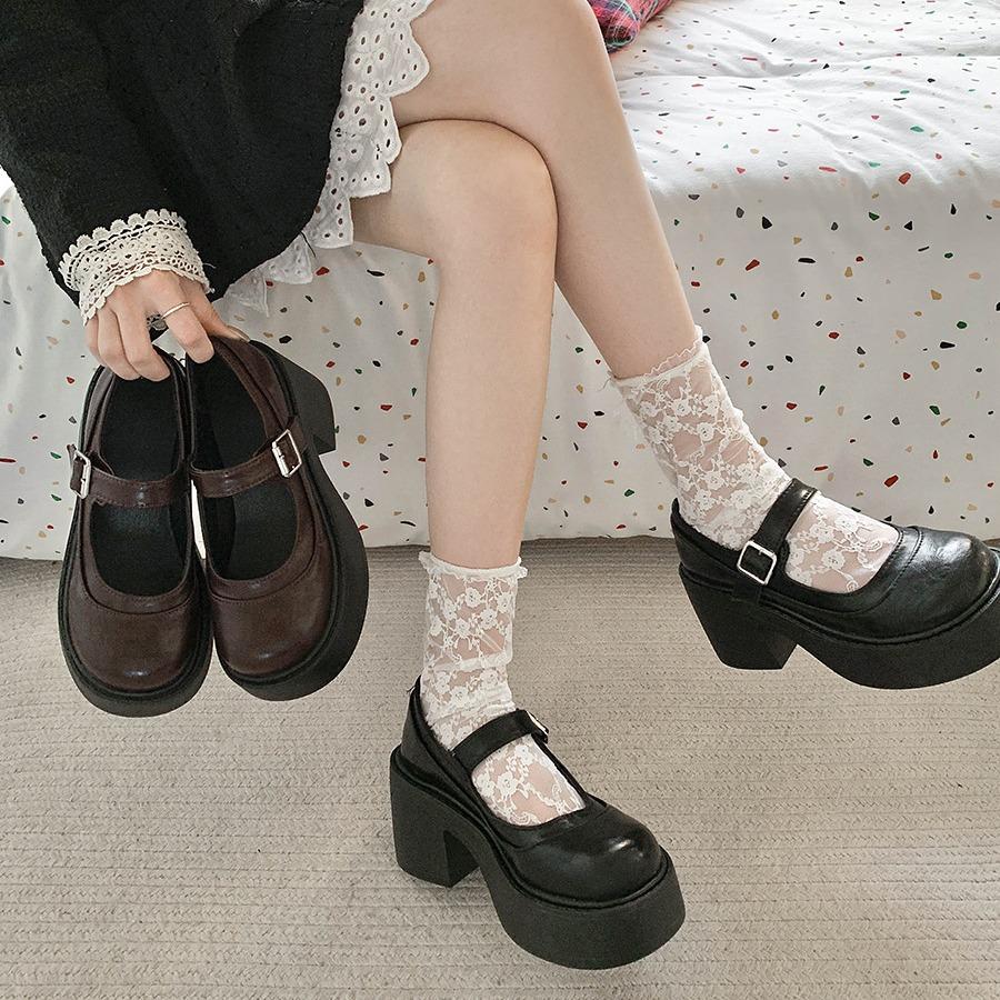 Sweet and cool thick heel high heel small leather shoes women's 2025 spring and summer new thick sole heightening French retro Mary Jane single shoes