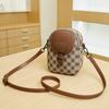 Trending summer new high-end mobile phone bag, popular lightweight shoulder bag, stylish crossbody small bag for women