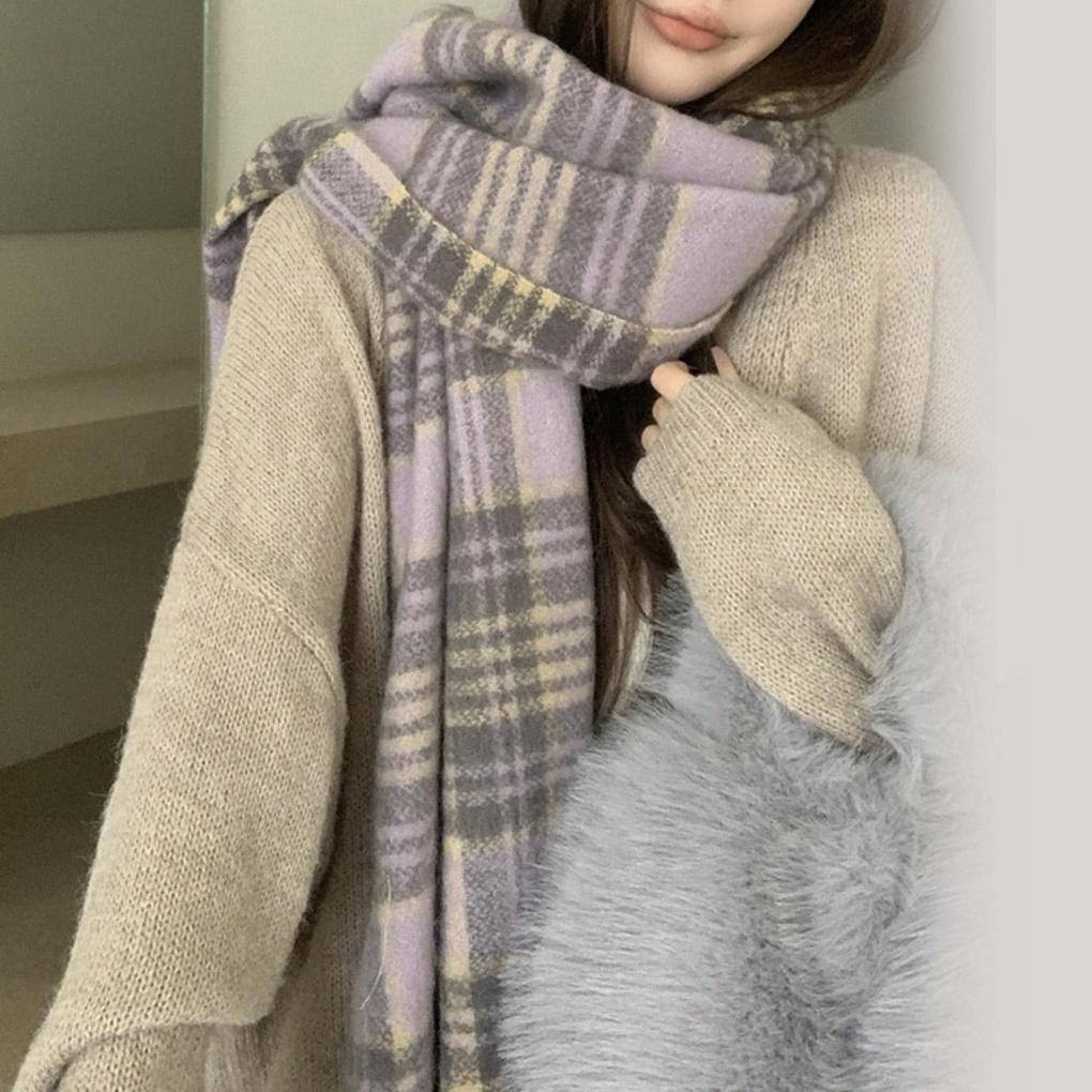 KARRA Wide Fringe Check Muffler_A4W0874