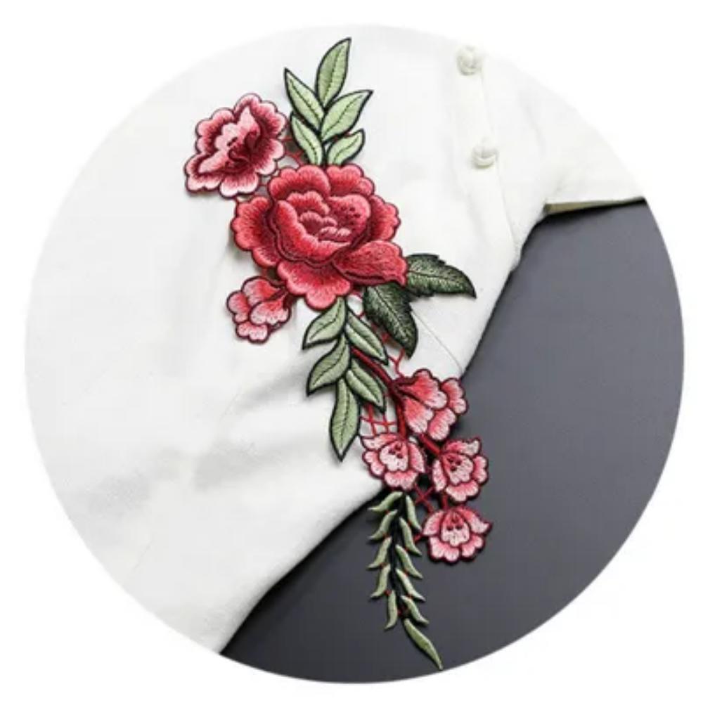 Broderimerke/Våpen. Par (2-30*10.5) Stor blomsterdeko