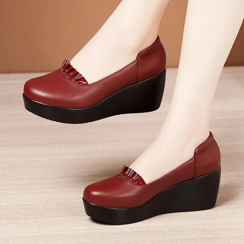 

6cm Small Size 32-43 All Match Breathable Comfortable Platform Wedges Shoes 2025 Fall Med Block Heels Loafers Leather for Mom 32 бордовий