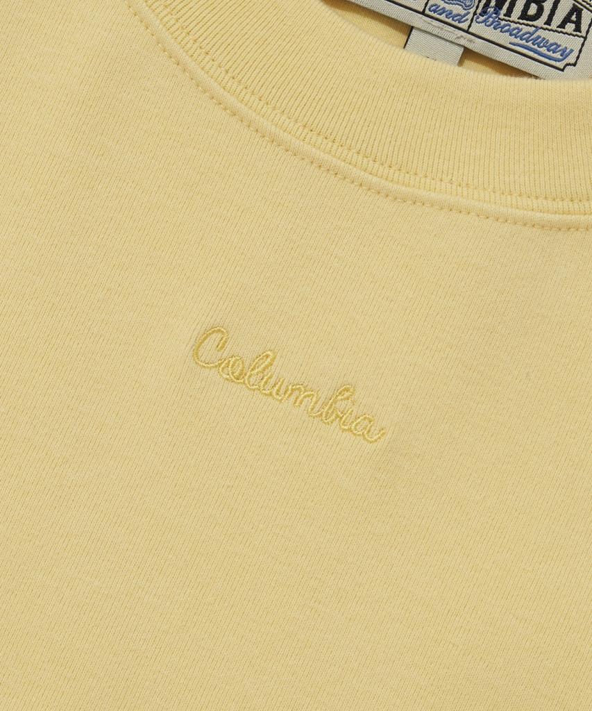 COLUMBIA UNIVERSITY Tiny Script Logo Women Slim-Fit S/S T-Shirts_Light Yellow