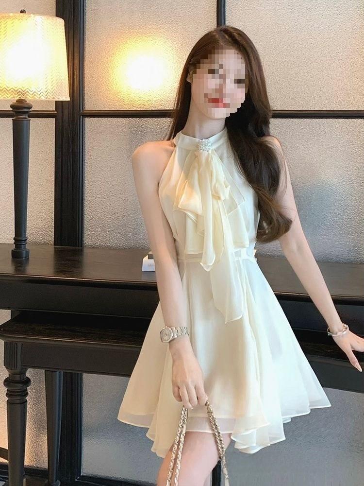 French Lady Irregular Waistless Chiffon Dress With Halter Neck For Summer Fashion