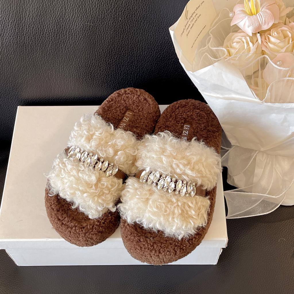 Lamb wool slippers women's autumn and winter 2025 new muffin thick bottom outer wear one-word cotton drag women's outer wear