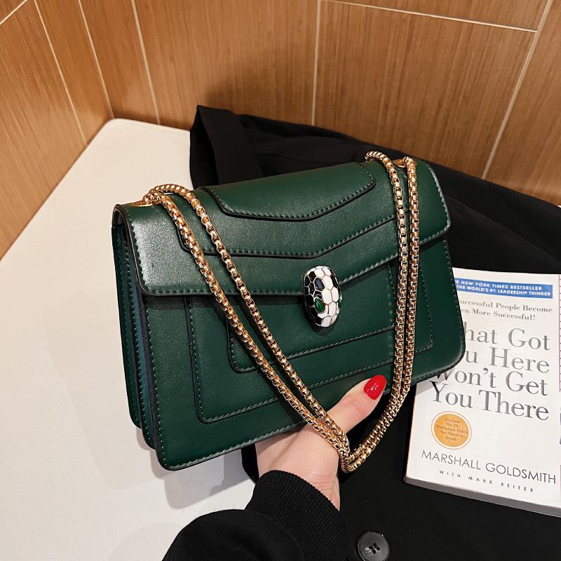 

Новая прочная сумка через плечо с толстой цепочкой, двумя отделениями и откидным дизайном — модная сумка через плечо для женщин.