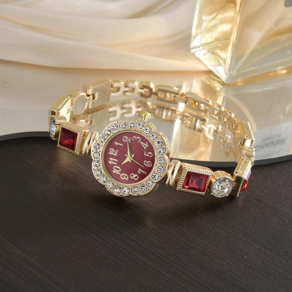 

Женские браслетные часы Дамские круглые часы с инкрустацией стразами Кварцевые наручные часы