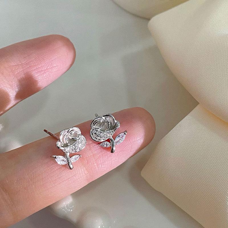 Rose Earrings Sweet and Cute Versatile Flower Earrings Niche Design Earrings