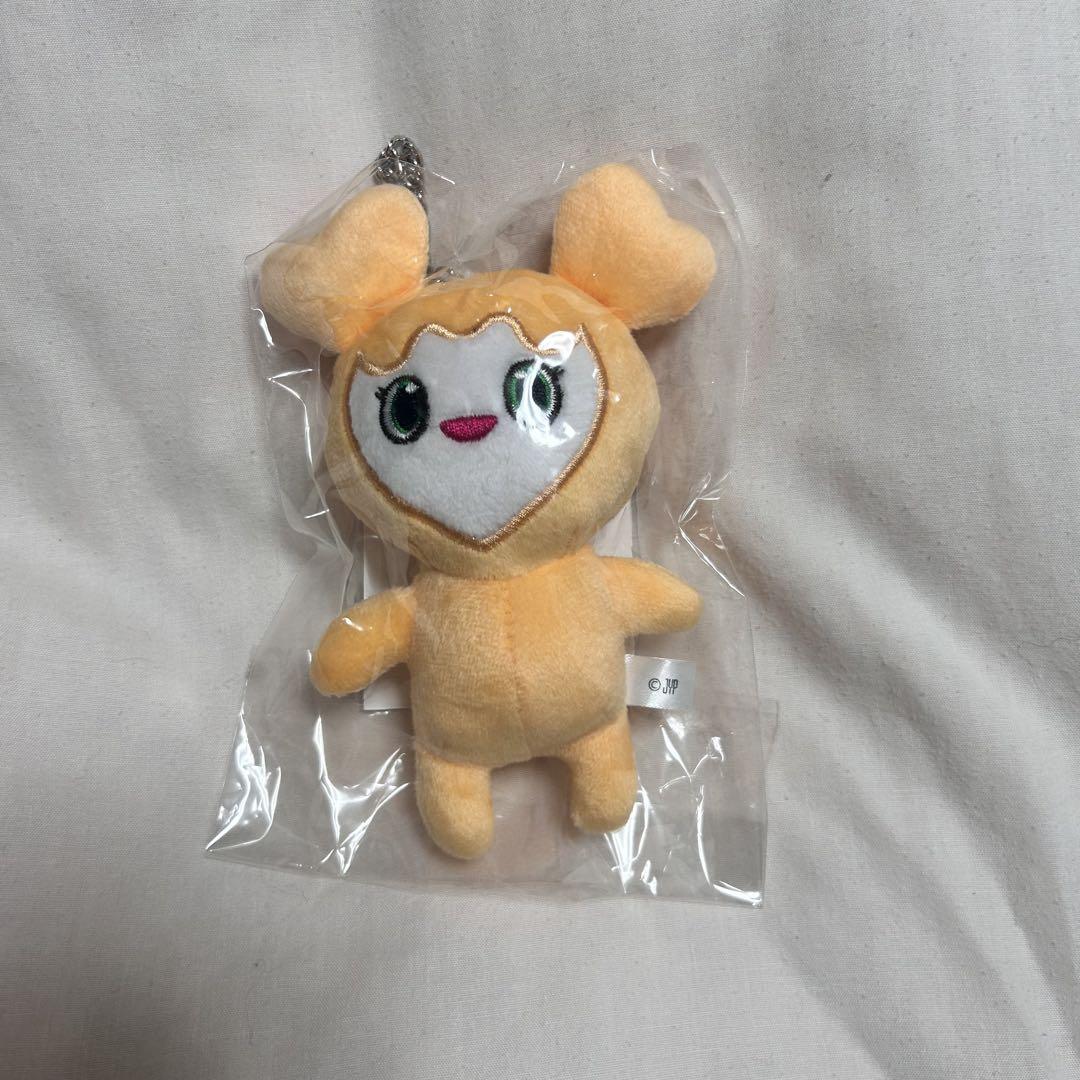 

[USED] TWICE JIVELY bag charm first generation