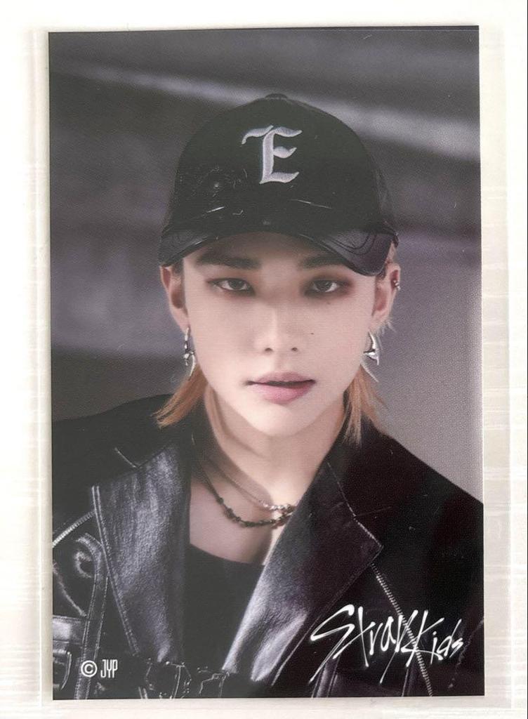 [USED] Stray Kids Hyunjin Card Flyer 5 Pieces