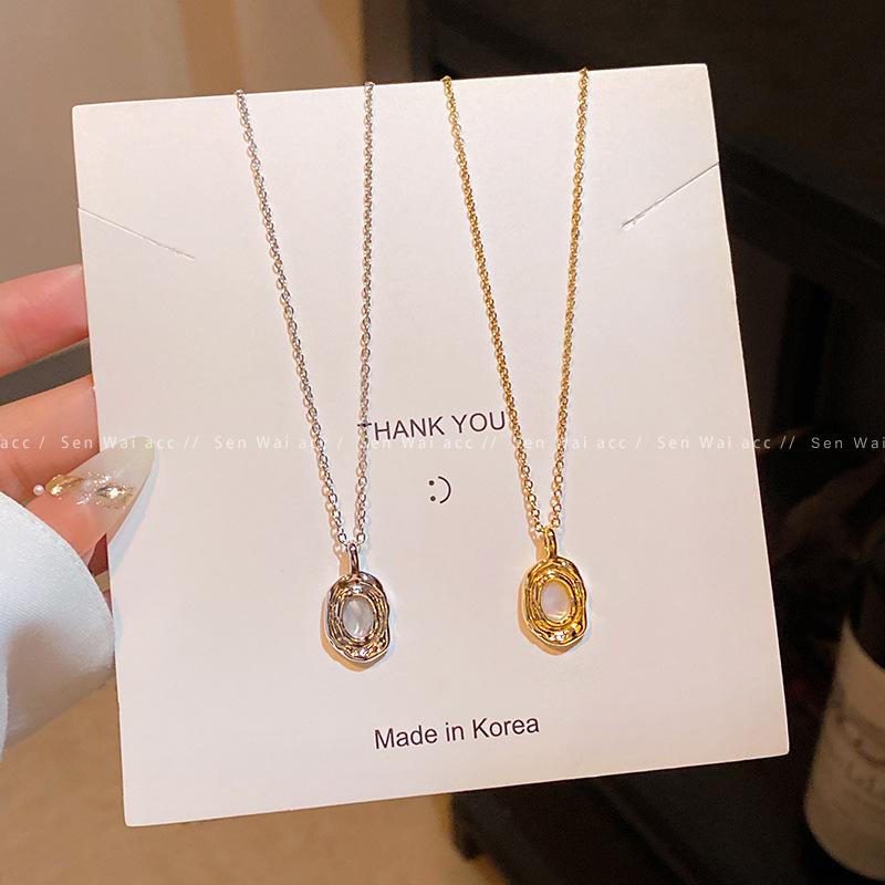 Simple Oval Irregular Fritillary Titanium Steel Necklace Women's French Premium Clavicle Chain Fashion Accessories