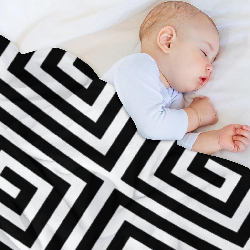 Greek Key Pattern 122 Black and White Throw Blanket Large Blankets For Bed Luxury St Blankets and Throws Blankets