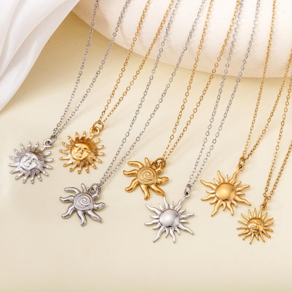 Stainless Steel Gold Color Sun Pendant Necklace Waterproof Clavicle Chain Fashion Jewelry Gift for Woman