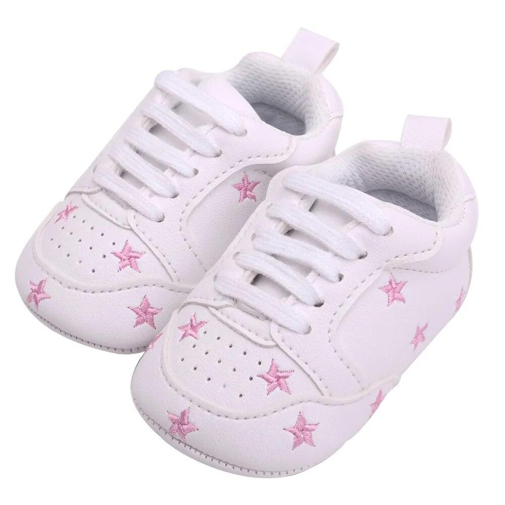 2023 Baby Shoes For Newborn Baby Boys Girls Print Heart Star Pattern First Walkers Kids Toddlers Soft Sole PU Sneakers For 0-18M