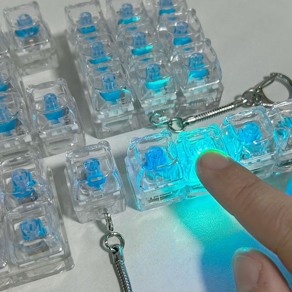 Klíčenka s tlačítkem klávesnice 1/4/9 kláves Fidget hračky Vtipné dekompresní tlačítko Keycaps Hračky na uvolnění stresu pro prsty Děti