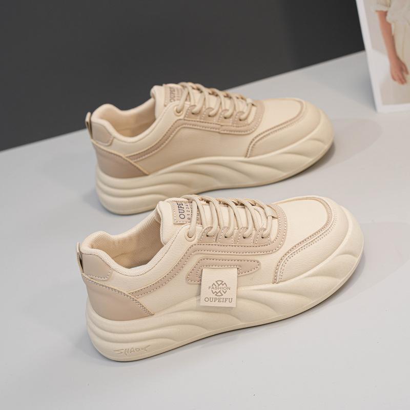 Douyin 2025 spring new popular casual women's shoes Korean version ins student platform sports street shooting board shoes tide