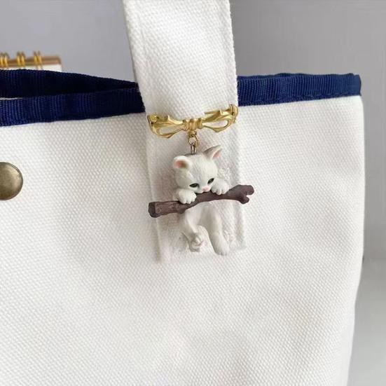 Broszka damska Kok Kot Objęcie Gałązka Design Pin do klapy Klamra antypoślizgowa Zwierzęcy urok Odznaka na szalik Akcesoria do odzieży i toreb