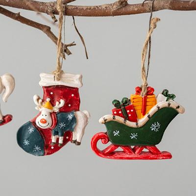 Resin Small Pendant Christmas Tree Ornaments Elk Trojans Snowflake Santa Claus Pendant Christmas Tree Decoration Pendant
