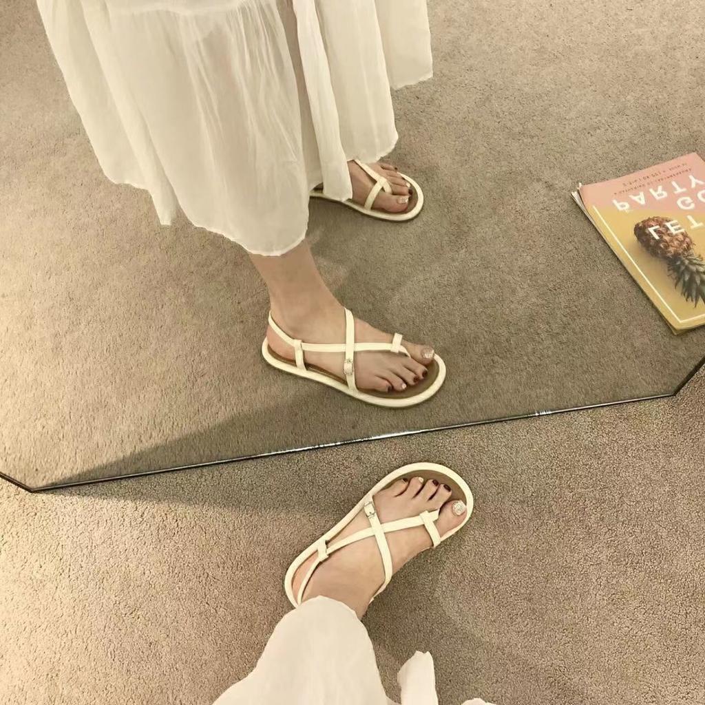Fashion Ladies Shoes Flip-flops Open Toe Summer 2024 Footwear Beach Flat Rubber No Heel Sandals for Women Roman Style Original on Offer
