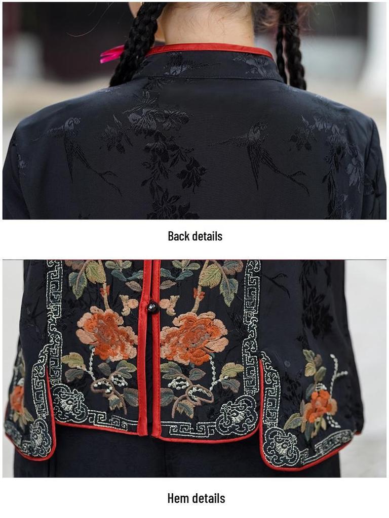 Herbst Retro Chinesischer Froschknopf Bestickte Langarm Tang Anzug Jacke für Damen.