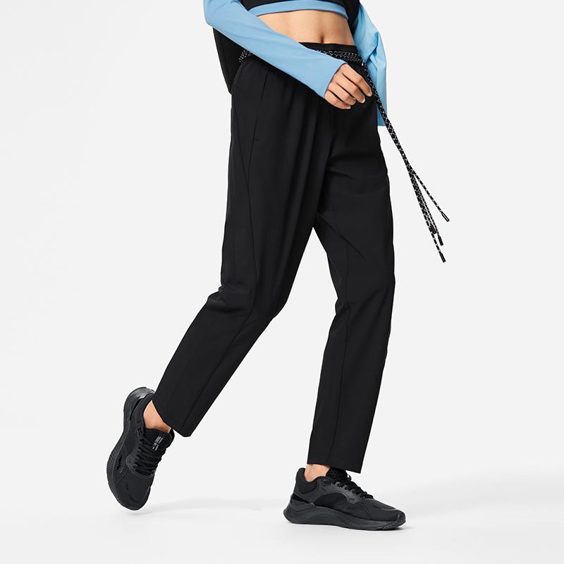 Li Ning Fitness Series Solid Color Ice Feel UV Resistant Knitted Sports Pants Women pants Black AYKU480-3