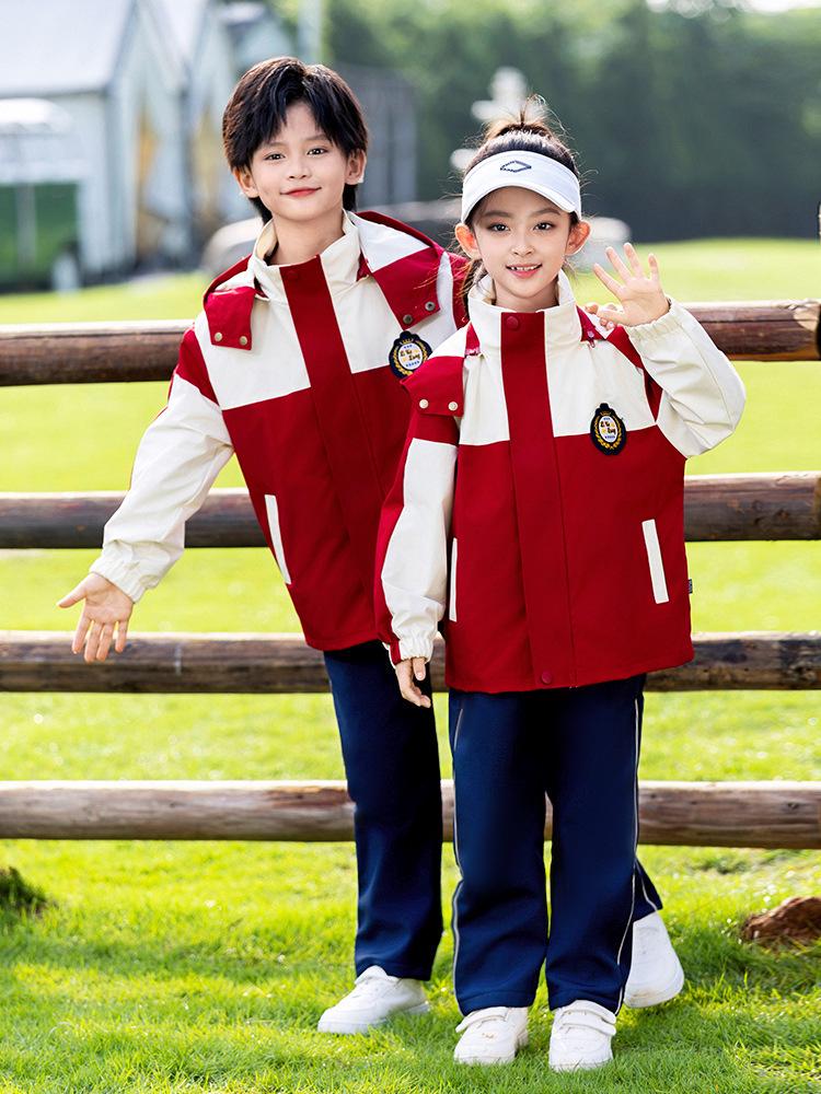 Children's Windbreaker Uniform: 3-Piece Set for Primary School - Detachable for Spring, Autumn, and Winter Wear.