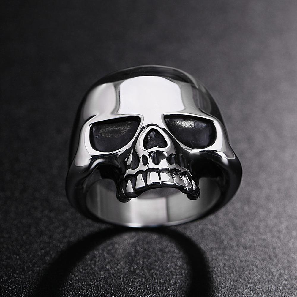 Punkiger Piraten-Totenkopfring aus hochglanzpoliertem Edelstahl für Damen und Herren – Gothic-Vintage-Totenkopfring – Modeschmuck-Geschenk