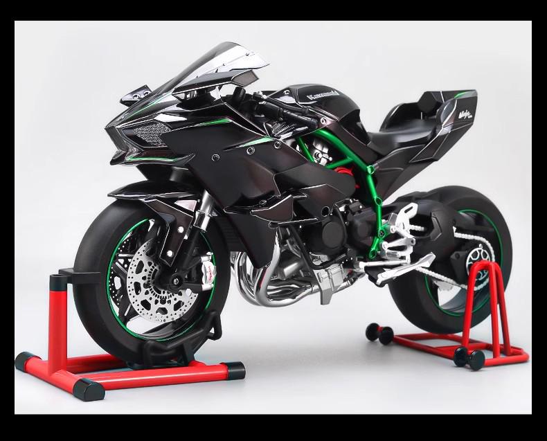XLG Key Start 1:6 Kawasaki H2R Motorcycle Model with Ignition, Spray, and Sound Effects.