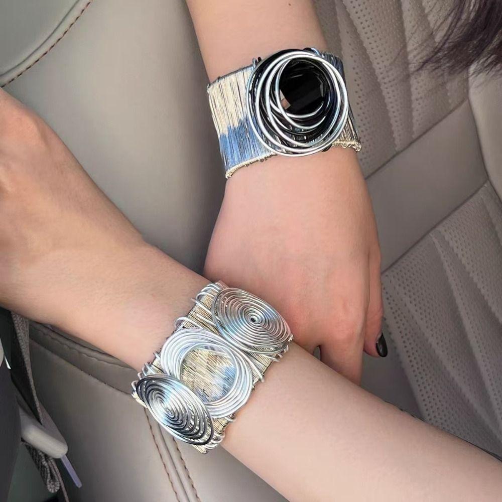 Punk Goth Metal Wire Bracelet Line Twined Exaggerated Bracelet Y2K Rhinestone Bracelet  Gifts