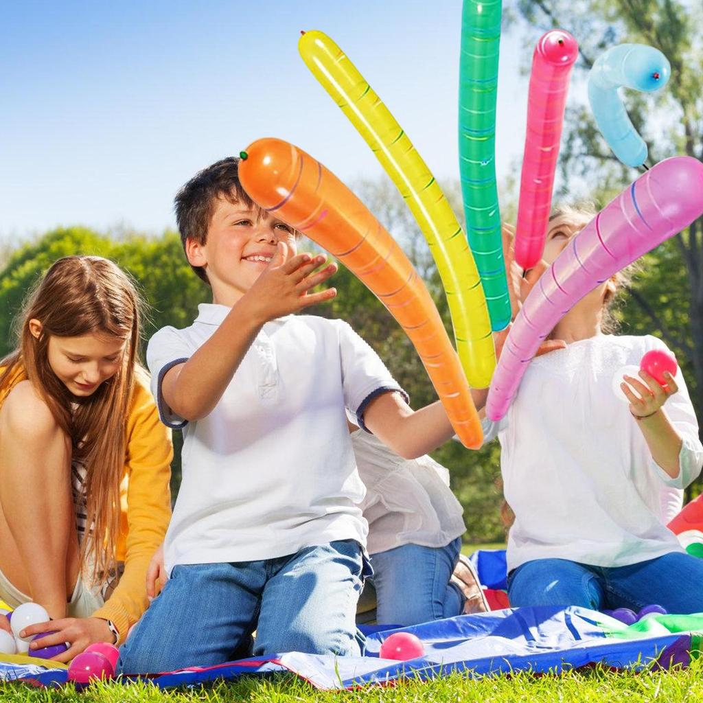 Flying Balloon 100 Pieces Holiday Toys Whistling Flying Party Balloons With Hand Pump For Boys Girls Park School Family