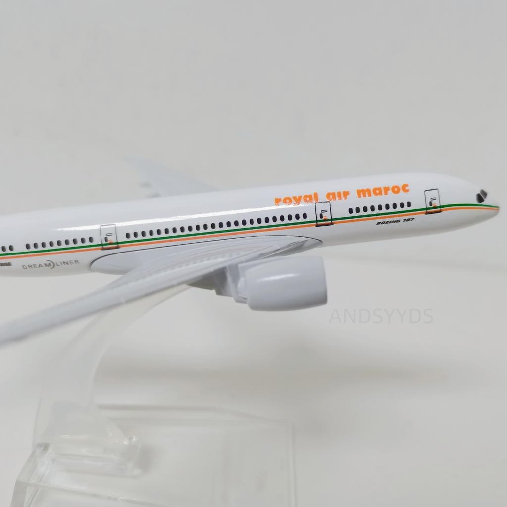 1/400 Scale Metal Alloy 16cm B787 Aircraft Royal Maroc Airways Airplane Model With Base Display Decor Plane Aviation Gift