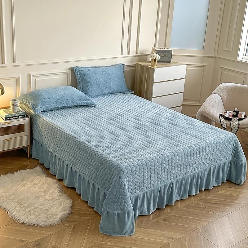 2025 new milk fleece three-dimensional carved padded bed cover four-piece set fluffy and breathable
