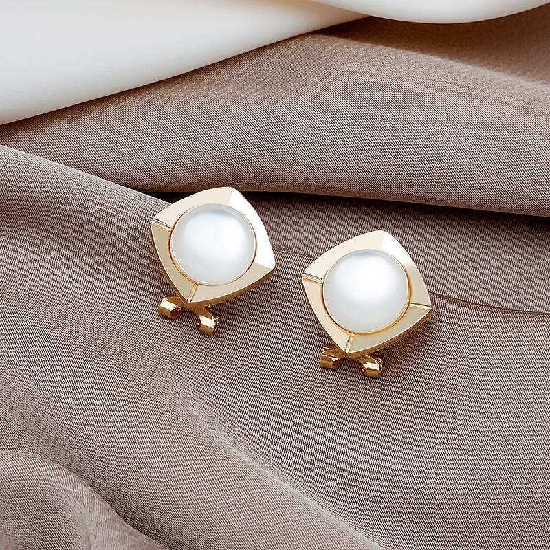 Geometric Tulip Cat's Eye Stone Earrings with 925 Silver Needle