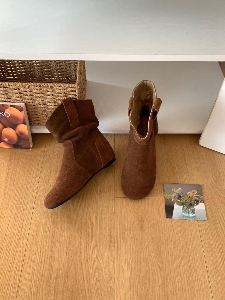 Korean Version of Matte Cowhide Soft Bottom Inner Height Increase and Thin Retro Stacking Boots Maillard Style Sleeve Western Cowboy Boots