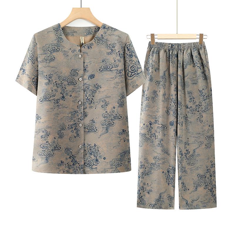 Summer Plus-Size Two-Piece Stylish Set for Middle-Aged & Elderly Women with Short Sleeves
