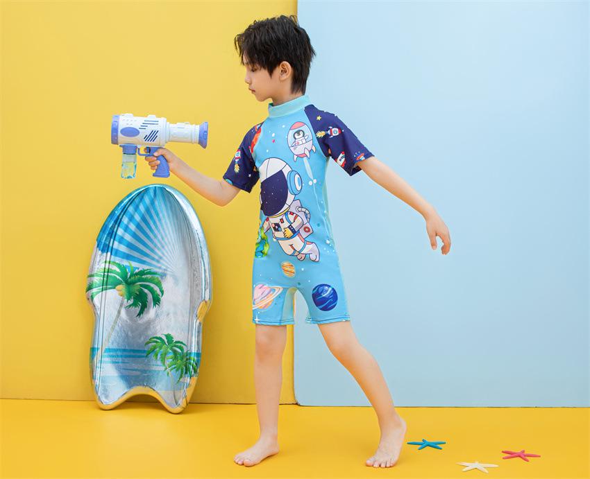 Spot Children's Cartoon Swim Trunks: One-Piece for Boys, Sizes Small To Large, Quick-Drying for Swimming and Hot Springs.