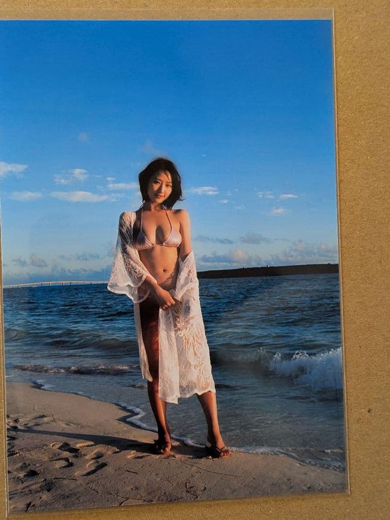 [USED] Kawase Moe 2nd DVD Bonus 10 Photos, 1 Autographed