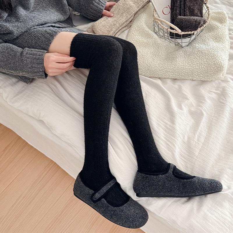 Winter Knee Socks Children Japanese Jk College Wind Stockings Soft Sister Versatile Warm And Thin Warm Fleece Knee Stockings