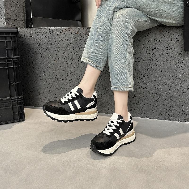 Women's Casual Sports Shoes 2026 Autumn Comfortable Anti Slip Outdoor Fashion Retro Platform Vulcanized Shoes Zapatos Mujer