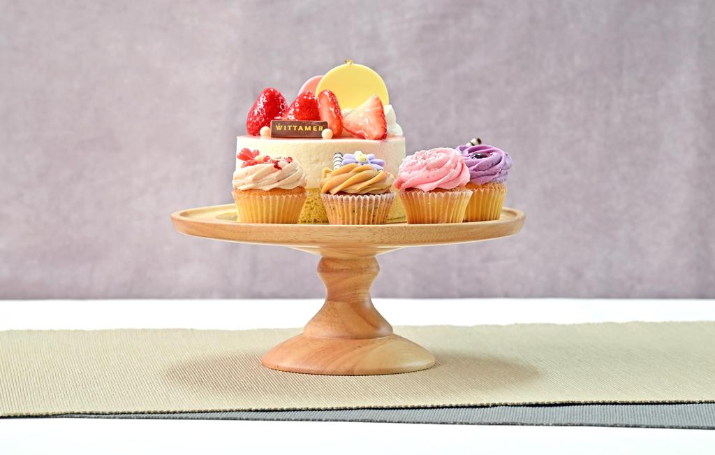 Swanson Shoji Wooden Cake Stand, Medium, Rubberwood, 21.5cm Diameter x 9.5cm Height, Compote Dish, Natural, KS-105