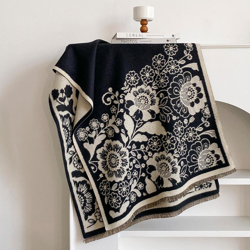 Art sense retro jacquard double-sided shawl scarf imitation cashmere fringed edge autumn and winter with coat atmosphere wear