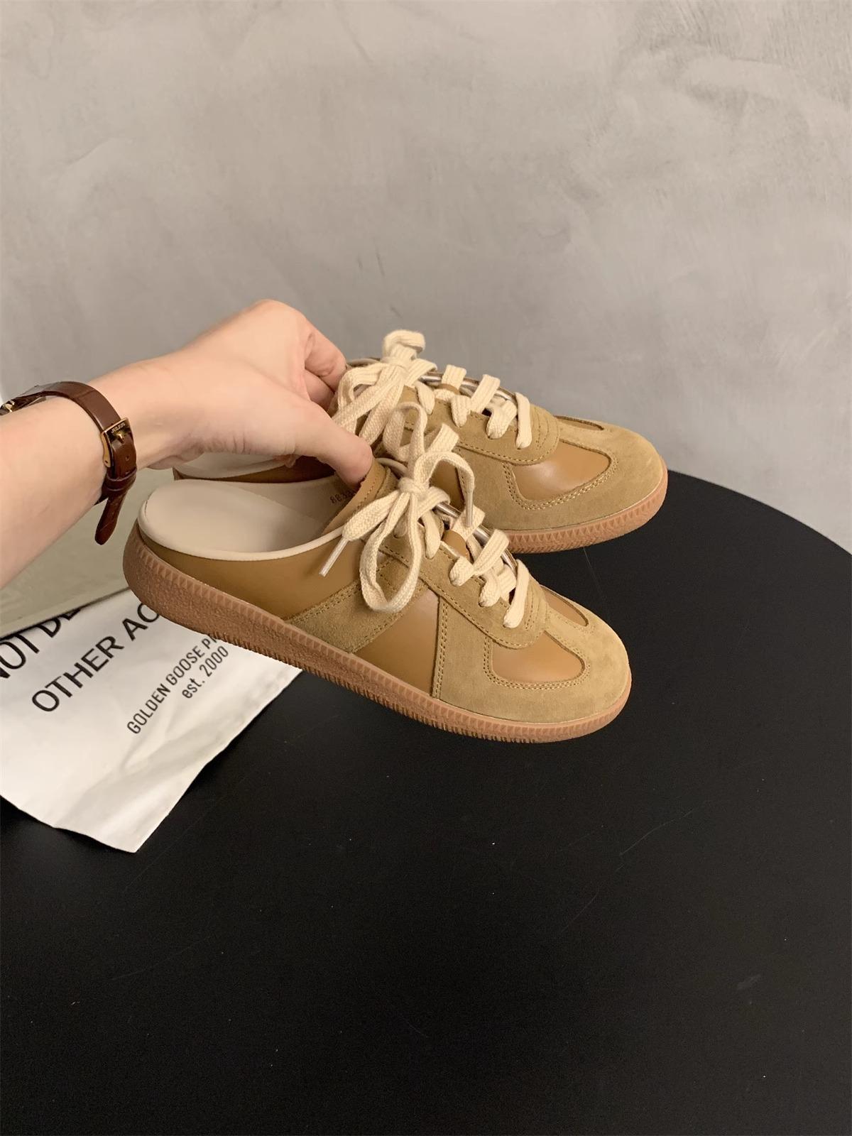 

Баотоу полутапочки женские летние 2025 новые ретро немецкие тренировочные туфли женские толстая подошва без каблука и одна педаль ленивые туфли 40 хаки