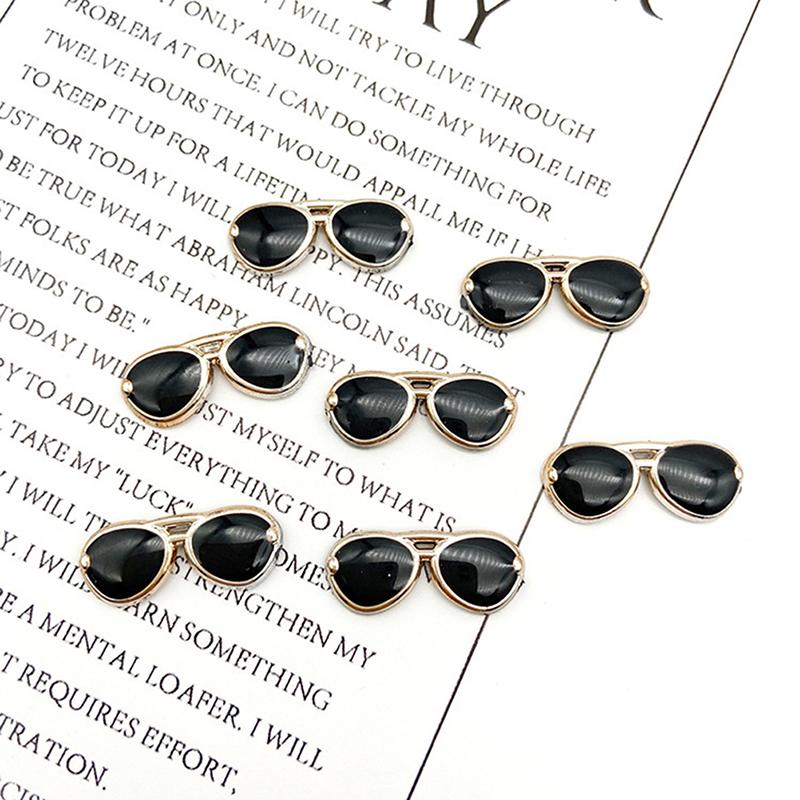 12Pcs Dollhouse Miniature Simulation Resin Sunglass Model Phone Case Diy Accessories