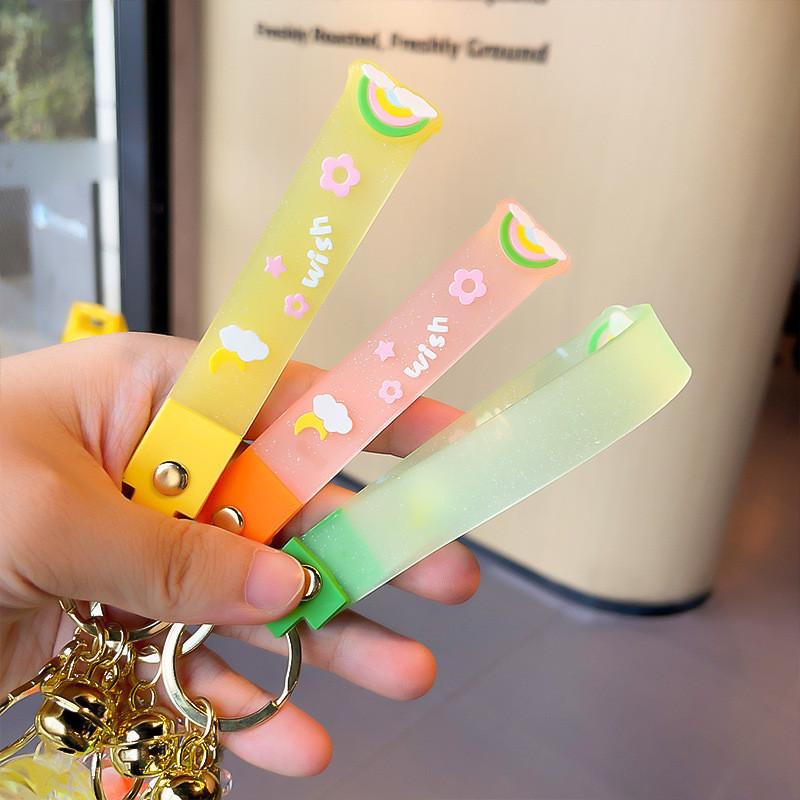 Creative Liquid Sand Astronaut Keychain Colorful Acrylic Keyring Gift Accessory