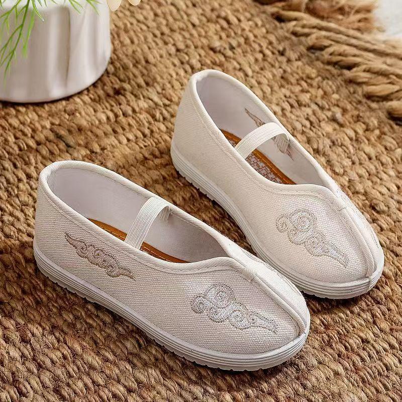New Spring and Autumn Children's Hanfu Embroidered Cloth Shoes Embroidered Non-slip Soft-soled Casual Shoes