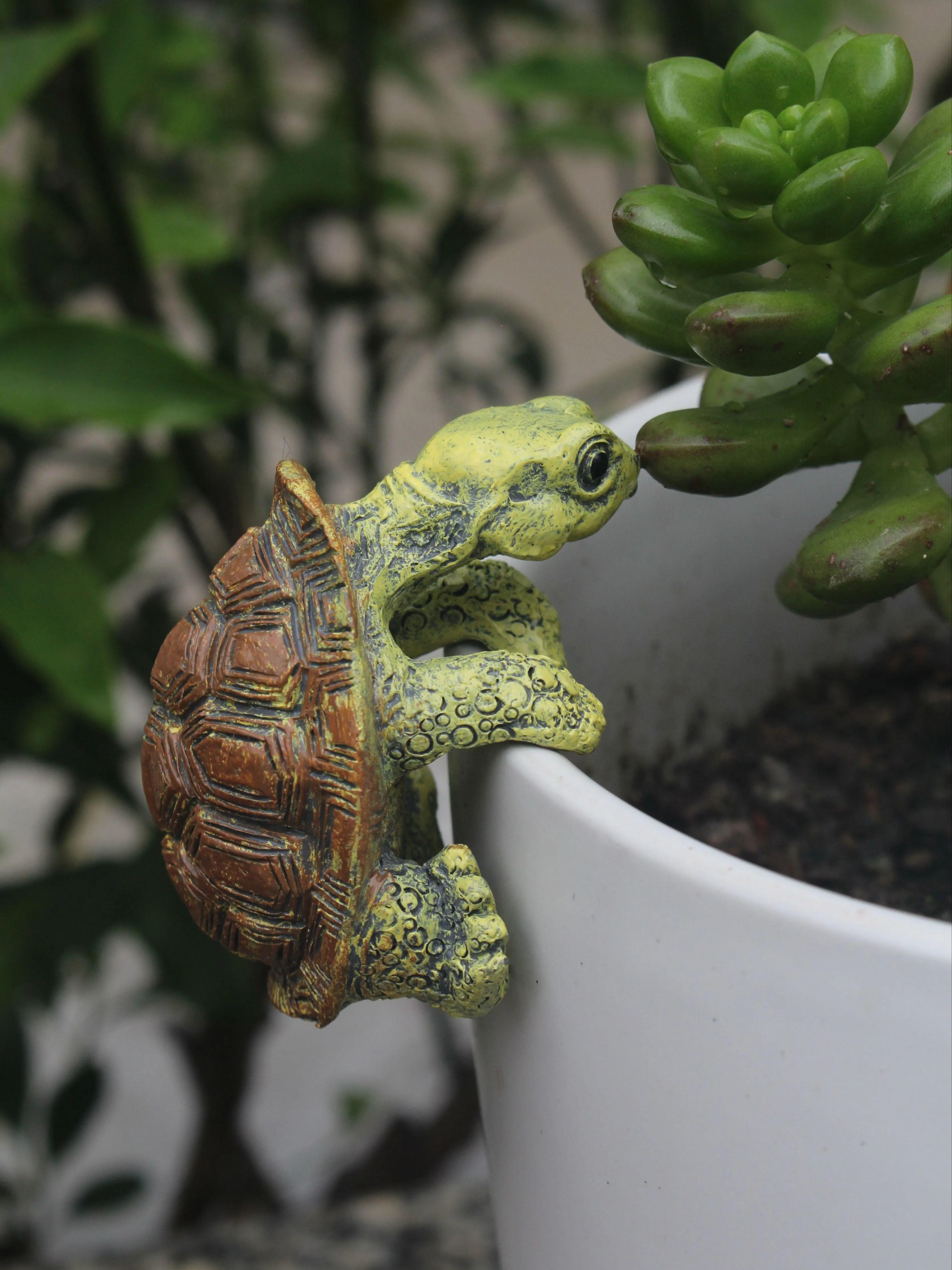 

1 Piece of Cute Resin Rock Climbing Turtle Statue, Indoor and Outdoor Fish Tank Decoration, Flower Pot Decoration, Outdoor Garden Wall Hanging,