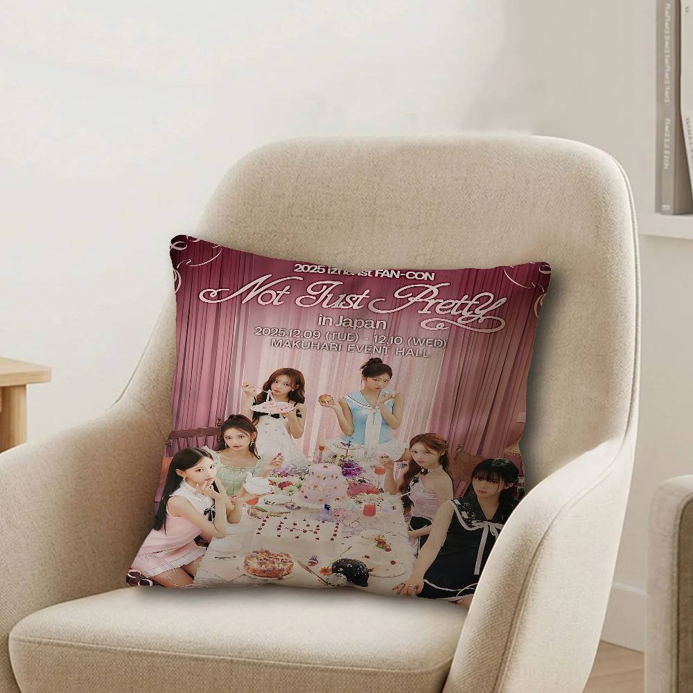 Music Singer IIzna Band Pillow Gift Home Office Decoration Pillow Bedroom Sofa Car Cushion CoverPillow Case
