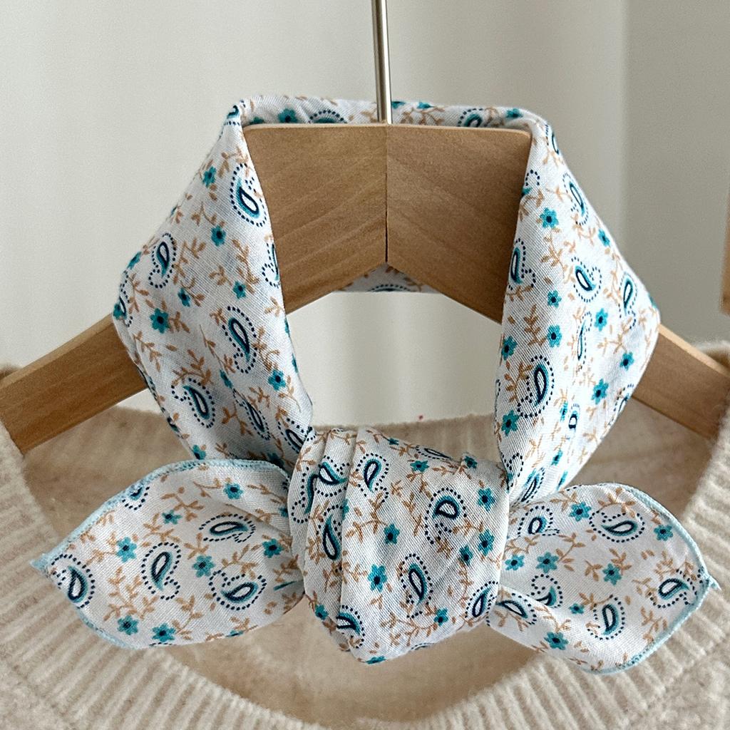 Frühling und Sommer Neu Damen Kleiner Seidenschal, Hautfreundlich und Bequem Böhmischer Kleiner Quadratischer Schal