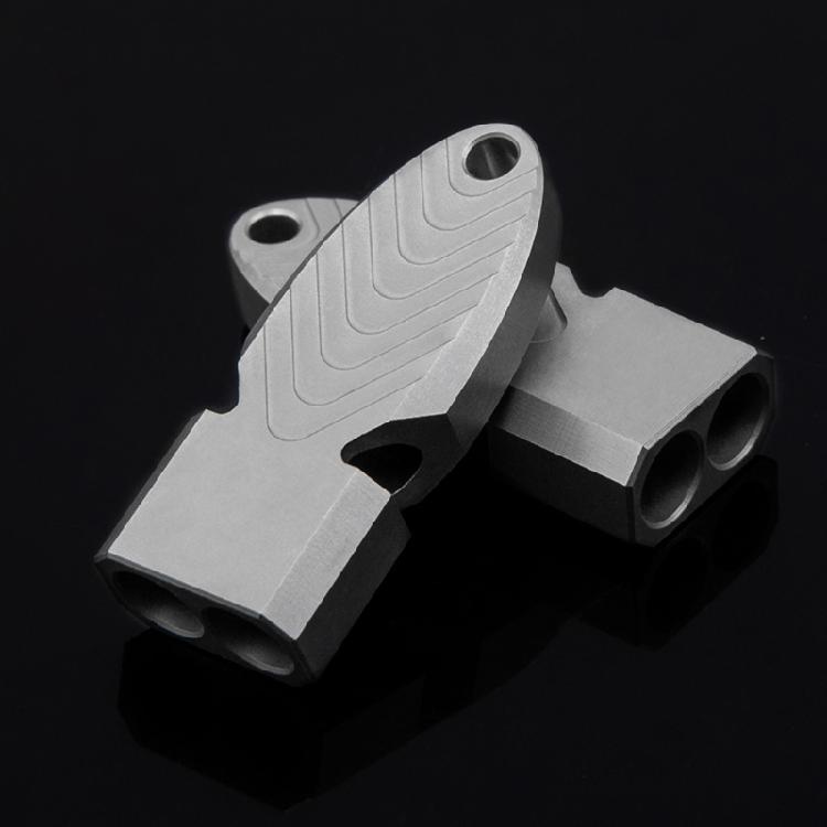 Keychains Whistle Hikings Camping Whistle Titanium Emergency Survival Whistle