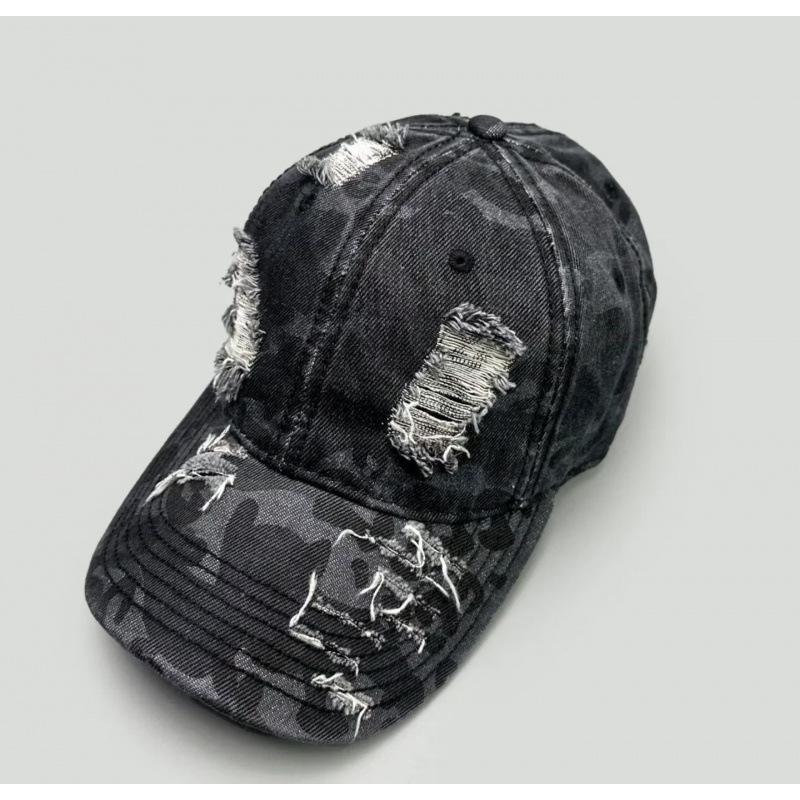 Fashion Hat American old hole wasteland wind camouflage baseball cap men and women personality street hip hop washed cotton cap