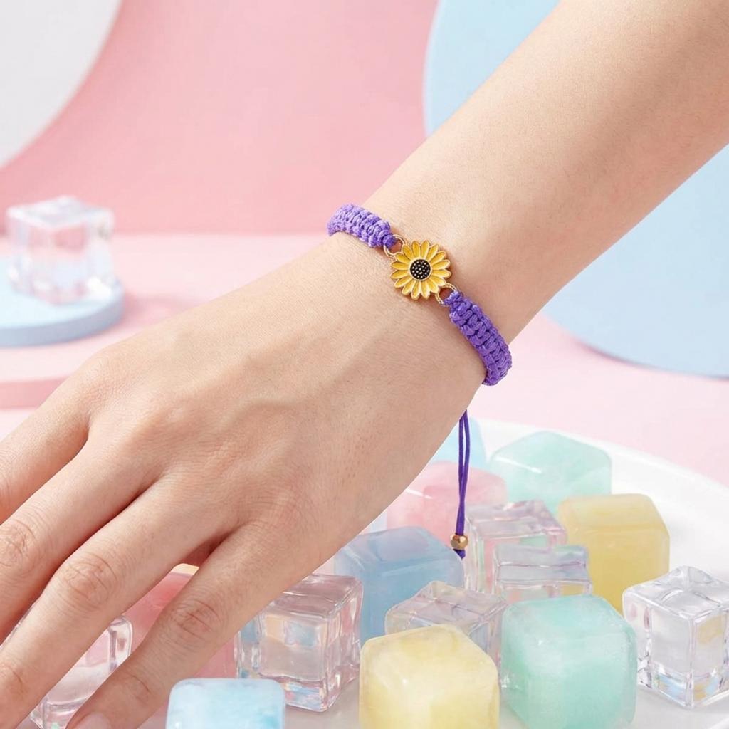 Adjustable Colorful Woven Daisy Bracelet for Men And Women Handmade Sunflower Bracelet for Couples Best Friends Graduation Gift